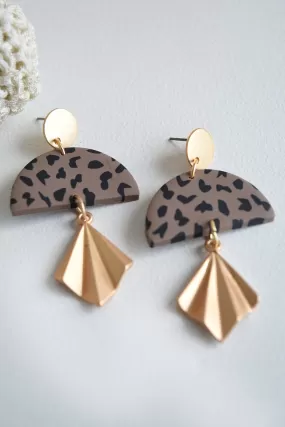 KENDALL EARRINGS -BROWN